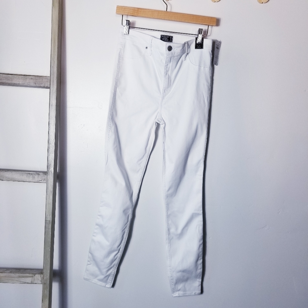 NWT ABERCROMBIE & FITCH HIGH RISE WHITE SIMONE JEAN LEGGINGS SIZE 28/6